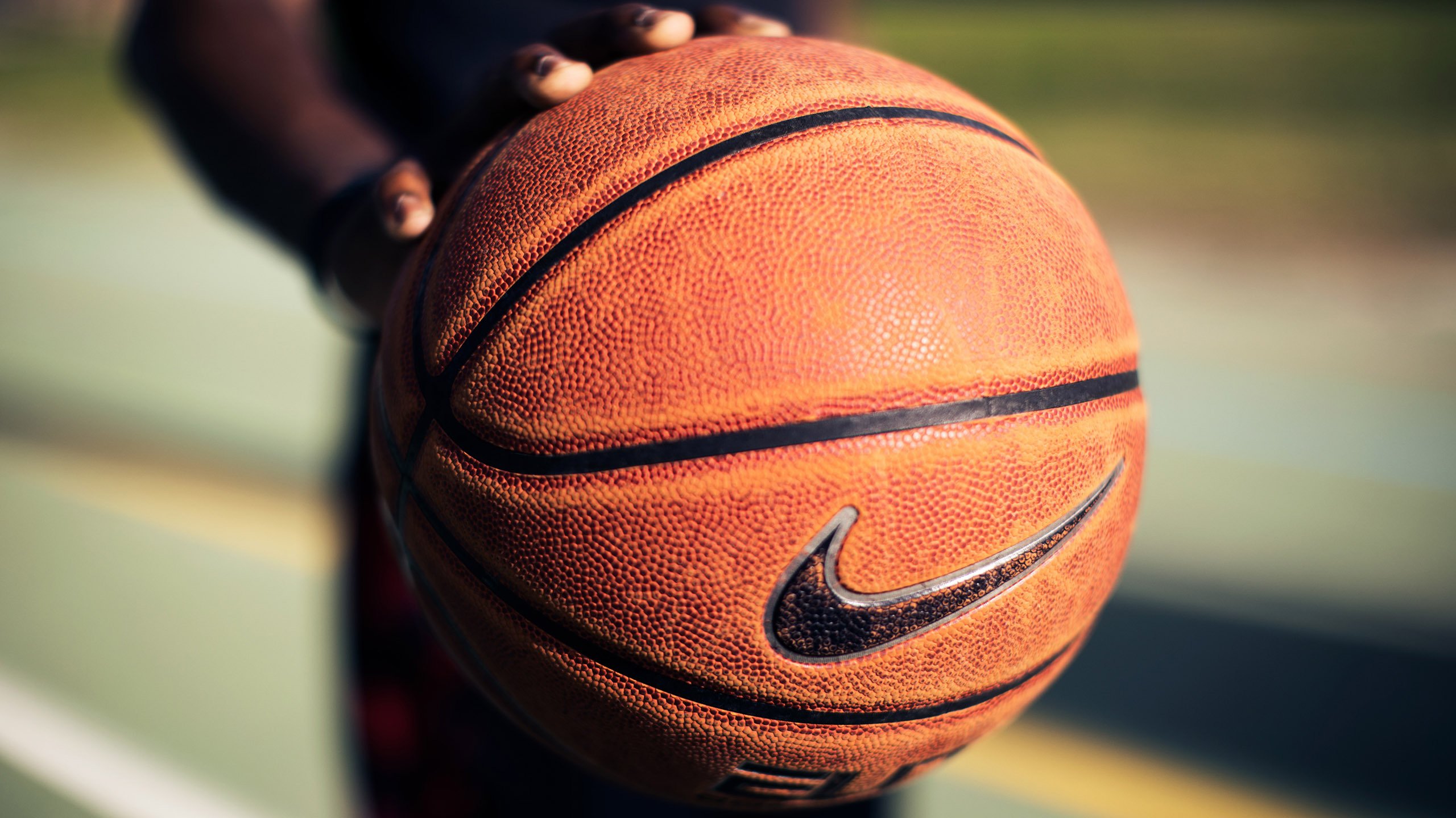 kaiyun体育app-托桑·埃夫布奥姆万成为NBA国际化象征，埃托奥与布冯相视一笑